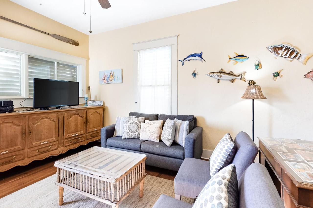 Castaway Cottage Galveston Exterior photo